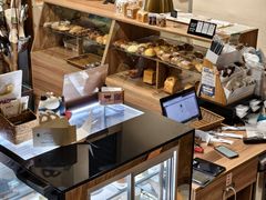 -沁屋面包店(人民东路店)