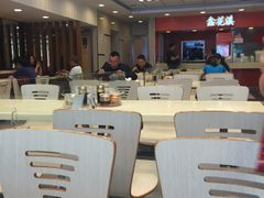 大堂-鑫花溪牛肉米粉(凤凰街创始总店)