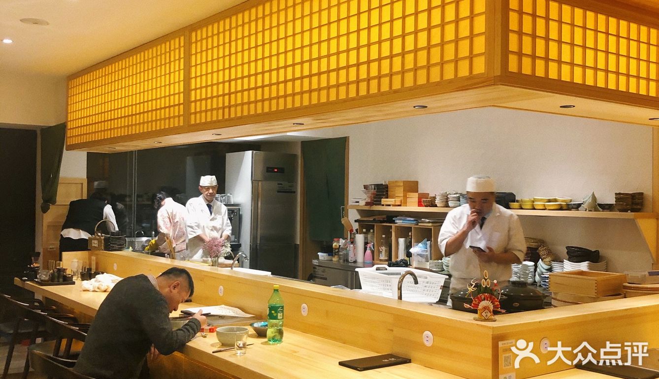 温暖如春的奢美日料之旅