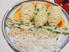 鸡丝凉面-渝蛙馆(新百店)