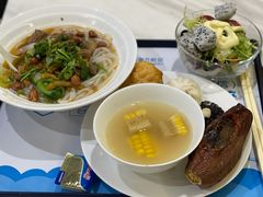-南航明珠v2头等舱公务舱休息室