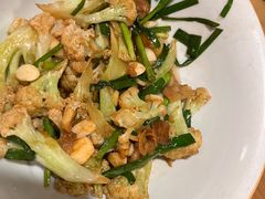-湘阁里辣(南岭购物广场店)
