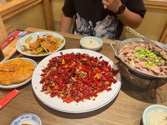 -肖四女乐山跷脚牛肉(滨江天街店)