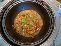 -锅老头海鲜铁锅炖