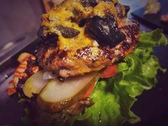 -HIGH FIVE哈福手工汉堡(桂林路店)