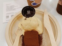 -HUGS coffee(东区店)