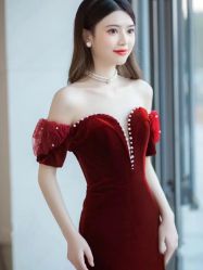 -衣贝姿婚纱礼服馆