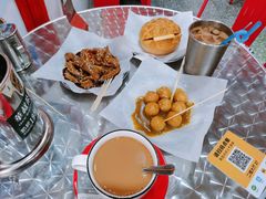 猪扒包-華叔茶記