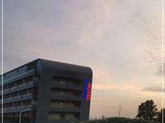 -上海南汇嘴大堤酒店