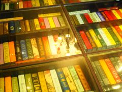 -钟书阁(松江泰晤士小镇店)