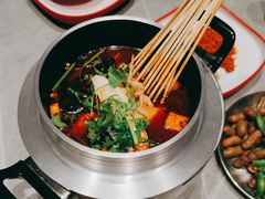 -丽伟的串·烧烤·砂锅(季景天地店)