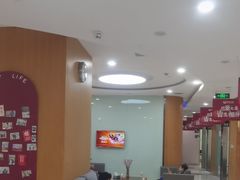 -雅悦齿科(顾村公园店)