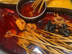 -佰人王串串香火锅(洋珠巷店)
