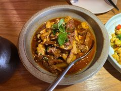 酸笋牛腩煲-中8楼风尚云南菜(颐堤港店)