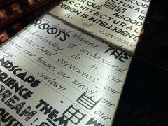 -钟书阁(珍园店)