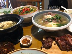 -重庆石磨豆花庄(乔庄店)