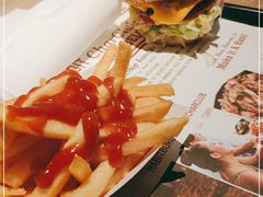 -The Habit Burger Grill 哈比特汉堡(复兴soho店)