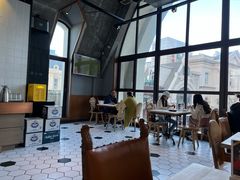 -LENBACH兰巴赫西餐啤酒坊(大连东港店)