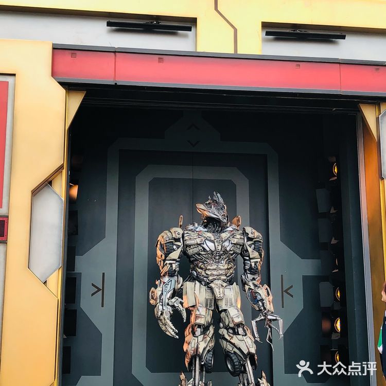 攻略路线没啥用,把握住3个时间段即可