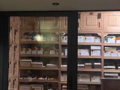 -Estaeslavida分享茄雪茄吧(亿彩购物中心店)