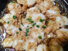 -东口码头·烧鸽子·鱼头泡饼·地方菜(金鹰悦城店)