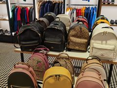 -COACH蔻驰(百联奥特莱斯广场店)