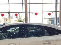 -天津波士信达奔驰4S店(卫津南路店)