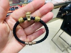 -周生生Chow Sang Sang(新世界店)