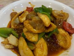 -江城燕子大排档(江汉路步行街店)