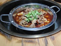 -大众跷脚牛肉馆·非遗传承单位(峨眉山店)