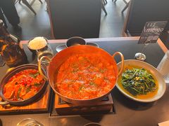 -Ameigo梅果·云贵川bistro(长宁来福士店)