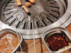 -明洞阿姨·韩式酱蟹烤肉·创意料理(三元桥店)