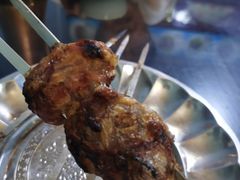 -烤肉小伙烤肉店