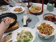 -江城小馆陕南妈妈菜·全球旅行餐厅(钟楼店)