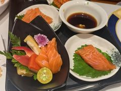 -雍容荟活帝王蟹活龙虾自助(苏宁旗舰店)