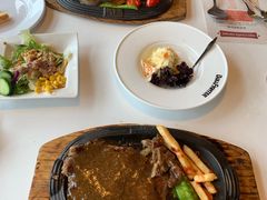 -爱丽丝牛排西餐厅(光谷步行街店)