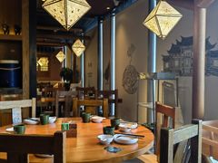 -云海肴·汽锅鸡·云南菜(天山百盛优客店)