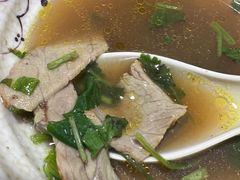 -黄阿姨锅贴大王(万航渡路店)