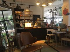 -怪兽咖啡 Monster Cafe