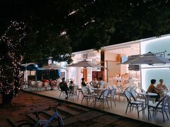 门面-奈雪的茶(华侨城创意园店)