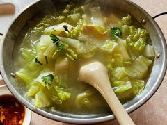 肥肠豆腐锅仔-宝光熏肉鞋底火烧(新街口店)
