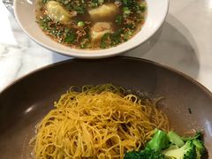 鲜虾水饺干捞面-Food Factory 食街工坊