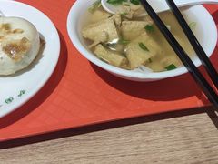 -护国寺小吃店(红莲南路店)