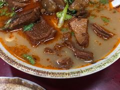 -金杨拉面王小吃面馆·牛三宝面·红烧牛肉粉