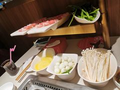 -海底捞火锅鲜切牛肉主题店(长寿路店)