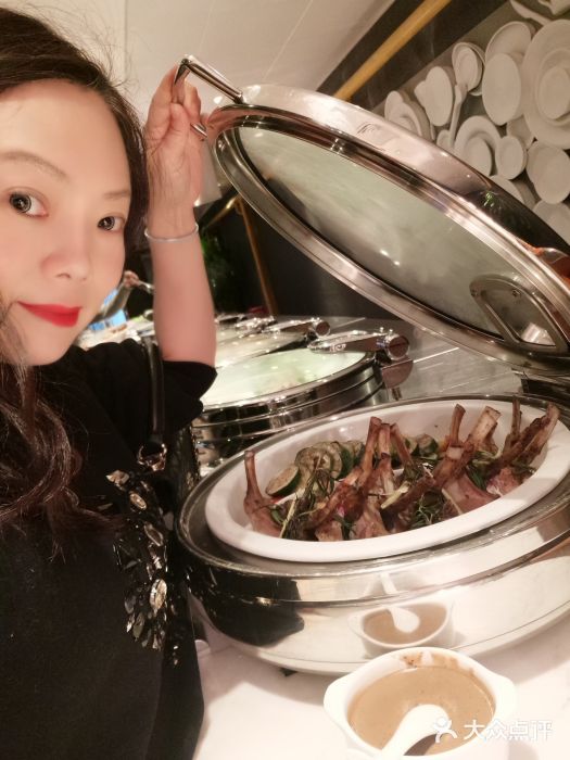 中航泊悦酒店·云庭咖啡厅(虹桥机场T2店)法式羊排图片