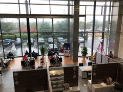 -奔驰上海利星(七宝店)