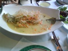 萝卜丝煮鳜鱼-老洋房花园饭店(绍兴路店)