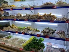 自助取餐区-钢管厂五区小郡肝串串香(南山店)