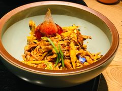 敲糖棒棒鸡-辛香汇·现炒川菜(淮海路百盛店)